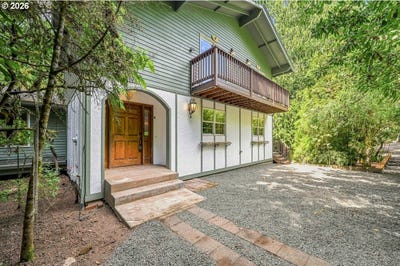 /international/us/22560-sw-chapman-rd-sherwood-or-110119889979/