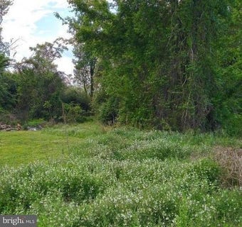 /international/us/23-caesar-rodney-avenue-camden-wyoming-de-110107872097/