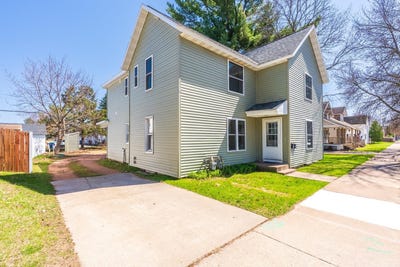 /international/us/225-n-4th-avenue-wausau-wi-110107571385/
