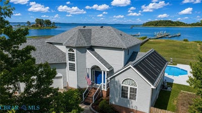 /international/us/1214-dandy-loop-road-yorktown-va-110108905087/