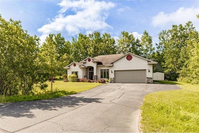 /international/us/5110-foxborrow-drive-hermantown-mn-110100350693/