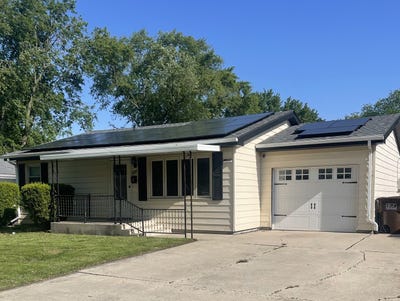 /international/us/297-jan-drive-manteno-il-110108821194/