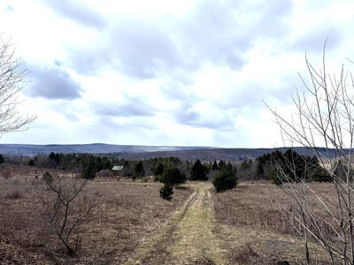 /international/us/204-valley-view-road-smyrna-ny-110107350745/