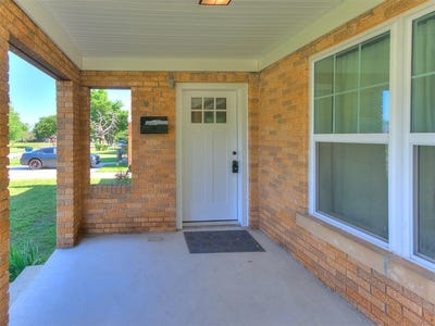 /international/us/1127-s-19th-street-chickasha-ok-110099533009/