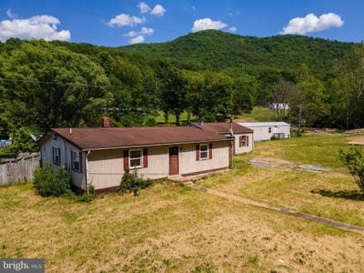 /international/us/753-steam-hollow-road-shenandoah-va-110108238366/