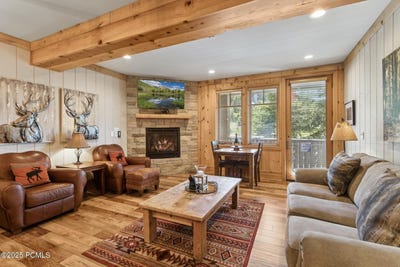 /international/us/2550-e-deer-valley-drive-park-city-ut-110101055431/
