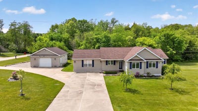 /international/us/10740-montview-drive-jerome-mi-110108469317/