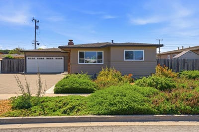 /international/us/643-stanford-ave-salinas-ca-110108689782/
