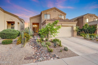 /international/us/4317-e-smokehouse-trail-cave-creek-az-110101145192/