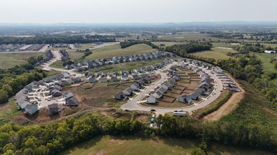 /international/us/8077-driftwood-lp-richmond-ky-110106530837/