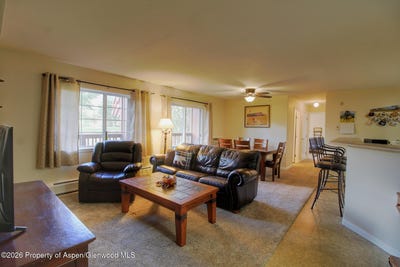 /international/us/367-river-view-drive-new-castle-co-110109805430/