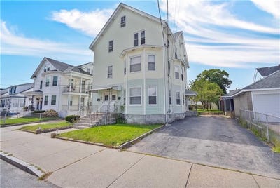 /international/us/73-arch-street-pawtucket-ri-110120054083/