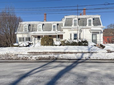 /international/us/7-elm-st-townsend-ma-110106724624/