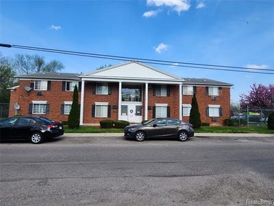 /international/us/19160-winston-street-detroit-mi-110107630783/