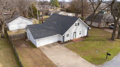 /international/us/703-n-36th-street-grove-ok-110104781775/