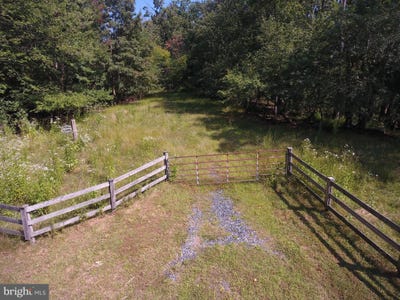 /international/us/15651-duncan-hill-road-sparks-glencoe-md-110102620802/