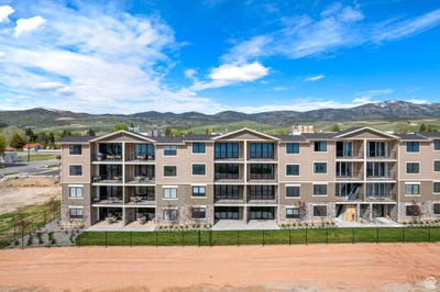 /international/us/35-e-150-s-garden-city-ut-110099585440/