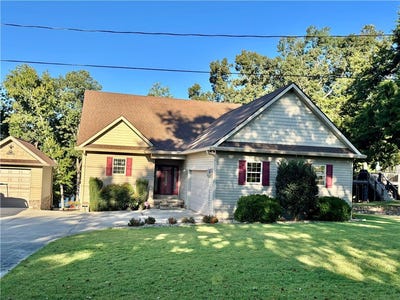 /international/us/173-hudgins-lake-road-townville-sc-110120576015/