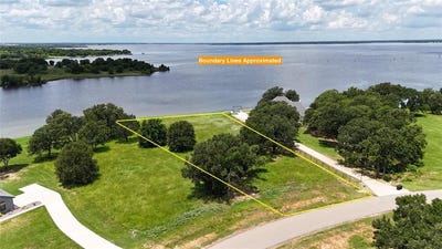 /international/us/lot-63-paradise-cove-streetman-tx-110100480495/