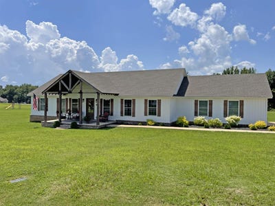 /international/us/210-charleston-adamsville-tn-110100987172/