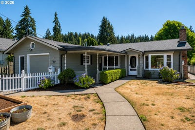/international/us/1012-s-water-st-silverton-or-110119336065/