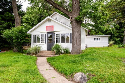 /international/us/46355-grand-beach-road-new-buffalo-mi-110108740605/