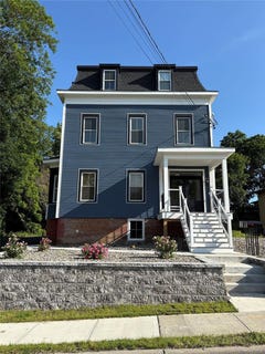 /international/us/81-market-street-wappingers-falls-ny-110106254143/