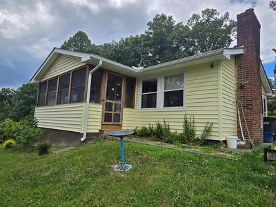 /international/us/235-ann-street-oak-hill-wv-110097963743/?lang=pt