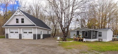 /international/us/1124-south-street-dover-foxcroft-me-110108129163/