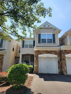 /international/us/105-wallace-ct-green-brook-township-nj-110101465610/