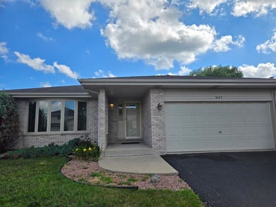 /international/us/9147-boardwalk-terrace-orland-hills-il-110108409663/