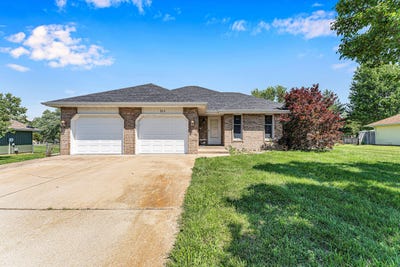 /international/us/604-s-redbud-avenue-strafford-mo-110107818568/