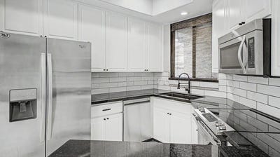 /international/us/705-w-queen-creek-road-chandler-az-110107829430/