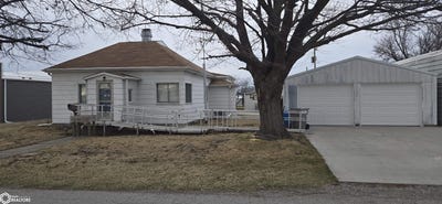 /international/us/65-13-avenue-w-albia-ia-110106753941/