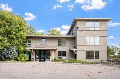 /international/us/3345-lexington-avenue-s-eagan-mn-110102698210/