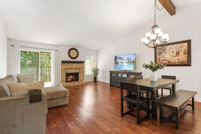/international/us/1766-pala-lake-dr-fallbrook-ca-110099796616/