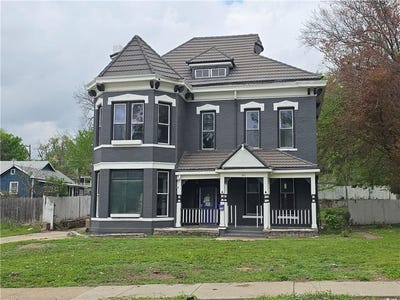 /international/us/617-parallel-street-atchison-ks-110107510868/