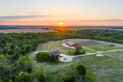 /international/us/30551-road-d-fairfield-ne-110108337412/