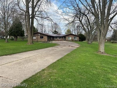 /international/us/1120-northview-drive-caro-mi-110107583414/