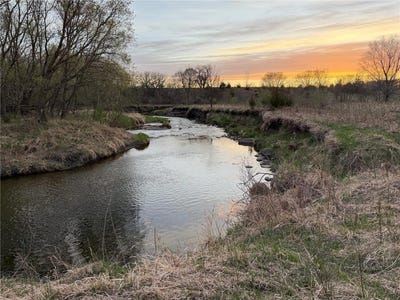/international/us/3775-230th-street-lac-qui-parle-twp-mn-110108061684/