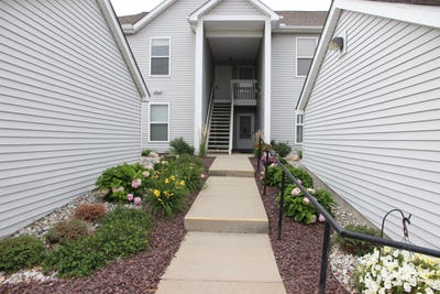 /international/us/1774-weatherstone-drive-ann-arbor-mi-110119401565/