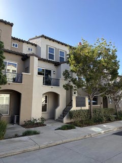 /international/us/10551-sanshey-lane-san-diego-ca-110106455335/