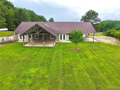 /international/us/86-private-road-34-139-piedmont-mo-110109069880/