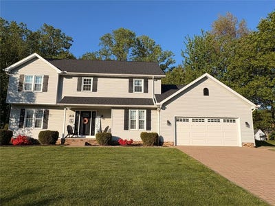 /international/us/225-oak-tree-court-erie-pa-110100928488/