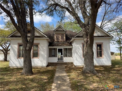 /international/us/670-thiele-road-yoakum-tx-110107034130/