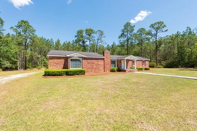 /international/us/2614-bypass-rd-homerville-ga-110107316640/