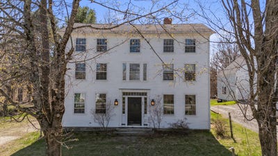 /international/us/15-ossipee-trail-e-standish-me-110107746445/