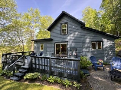 /international/us/74-old-lake-colby-road-saranac-lake-ny-110108504201/