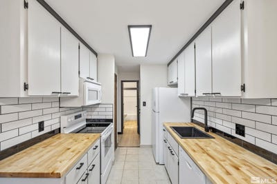 /international/us/400-s-saliman-road-lot-102-carson-city-nv-110097240820/