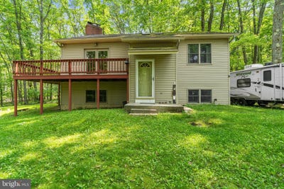/international/us/193-wildwoods-lane-west-decatur-pa-110100198646/